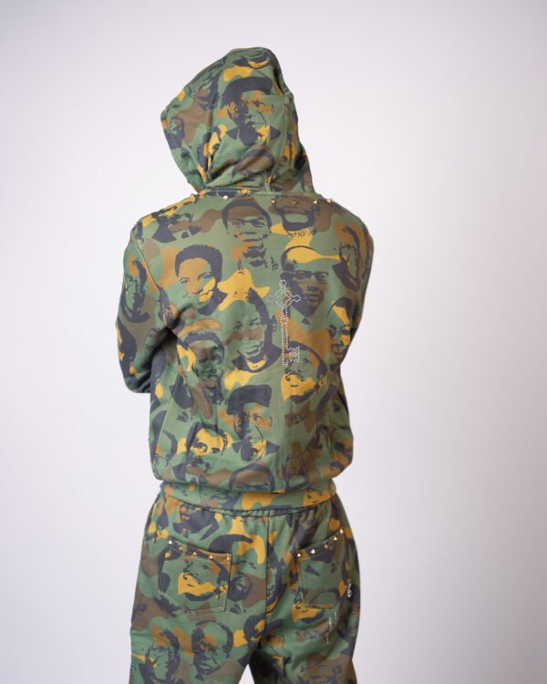 LEGACY ZIP HOODIE